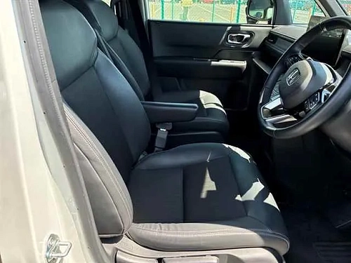 HONDA STEP WAGON 2023