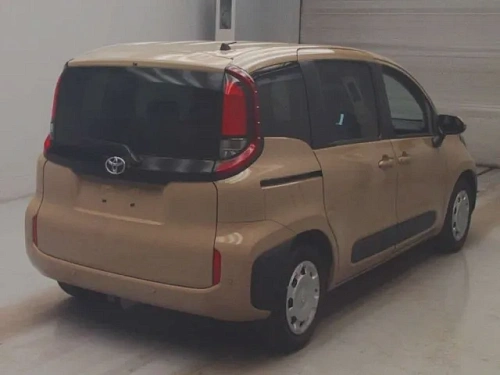 TOYOTA SIENTA 2023