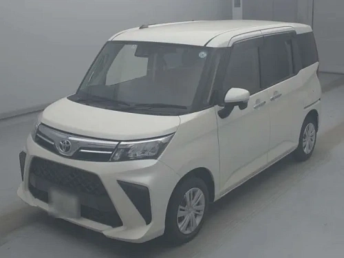 TOYOTA ROOMY 2023