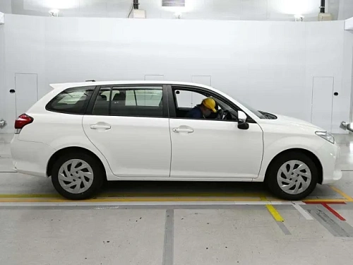 TOYOTA COROLLA FIELDER 2022