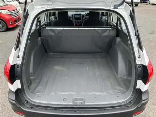 NISSAN AD 2021