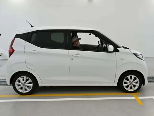 NISSAN DAYZ 2023