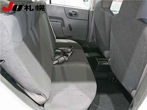 NISSAN AD 2021