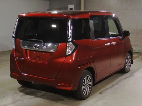 TOYOTA ROOMY 2023