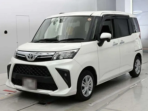 TOYOTA ROOMY 2023