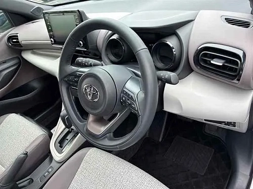 TOYOTA YARIS 2023