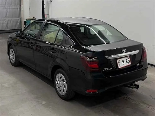 TOYOTA COROLLA AXIO 2023