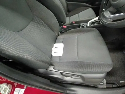 TOYOTA YARIS CROSS 2023