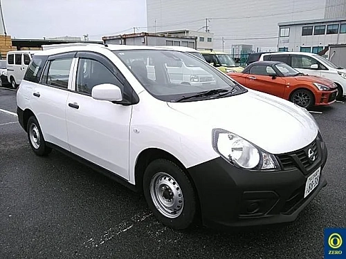 NISSAN AD 2021