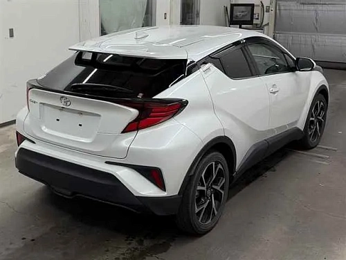 TOYOTA C-HR 2023
