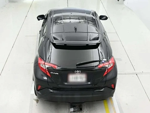 TOYOTA C-HR 2023