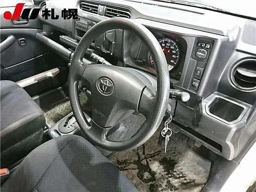 TOYOTA PROBOX 2023