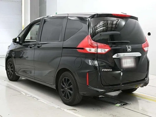 HONDA FREED 2023