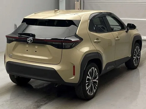 TOYOTA YARIS CROSS 2023