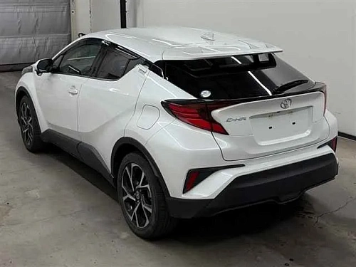 TOYOTA C-HR 2023