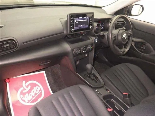 TOYOTA YARIS CROSS 2023