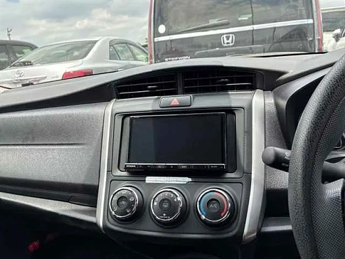 TOYOTA COROLLA FIELDER 2023
