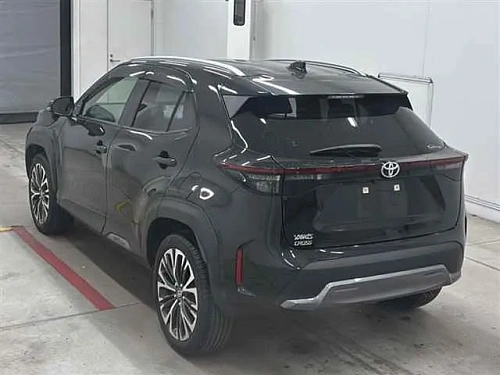 TOYOTA YARIS CROSS 2023