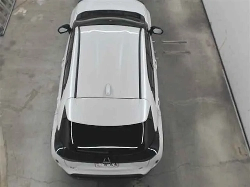 TOYOTA YARIS CROSS 2023