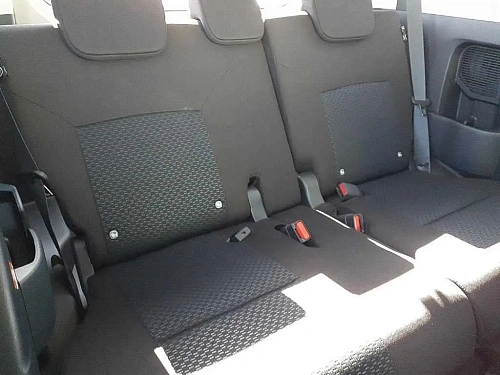 TOYOTA ROOMY 2023