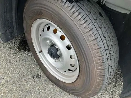 NISSAN AD 2021