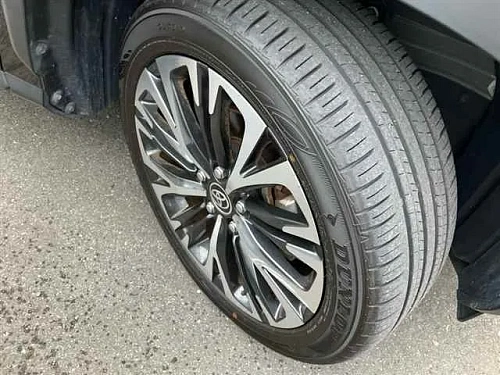 TOYOTA YARIS CROSS 2023