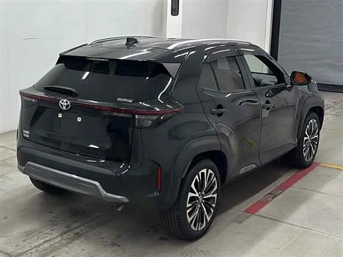 TOYOTA YARIS CROSS 2023