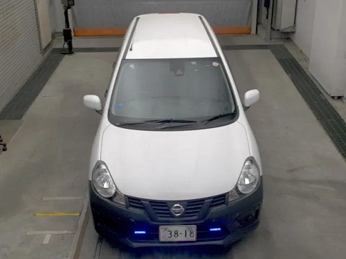 NISSAN AD 2021
