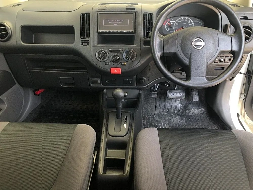 NISSAN AD 2023