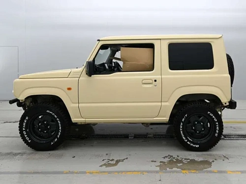 SUZUKI JIMNY 2023