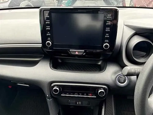 TOYOTA YARIS 2023