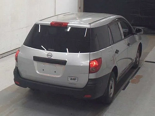NISSAN AD 2021