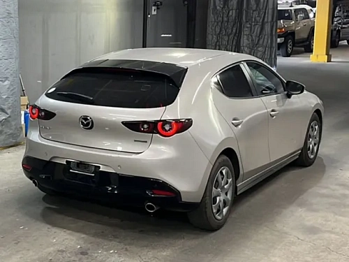 MAZDA MAZDA3 2022