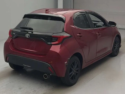 TOYOTA YARIS 2023