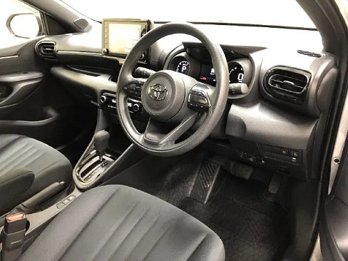 TOYOTA YARIS 2023