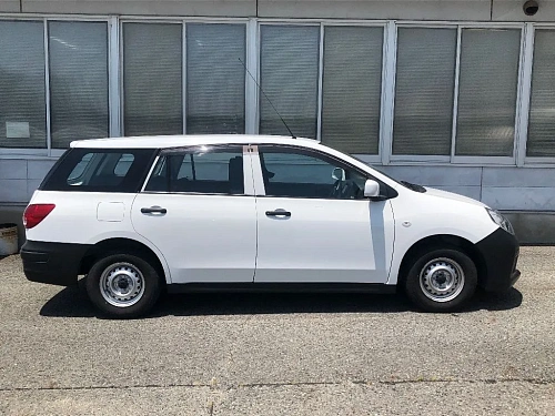 NISSAN AD 2023
