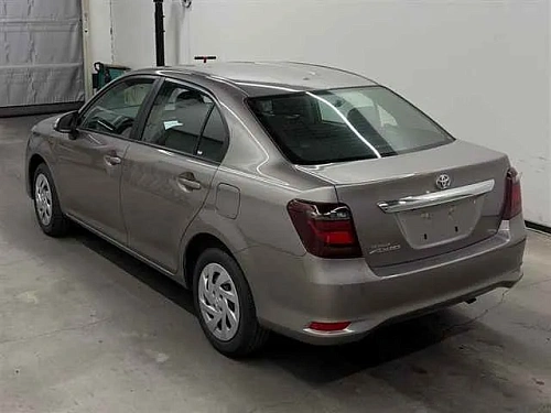 TOYOTA COROLLA AXIO 2023