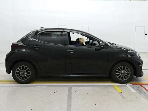 TOYOTA YARIS 2023