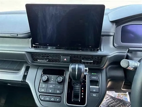 HONDA STEP WAGON 2023