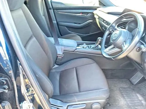 MAZDA MAZDA3 2023