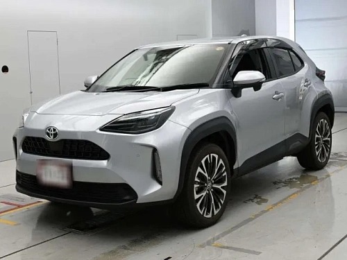 TOYOTA YARIS CROSS 2023