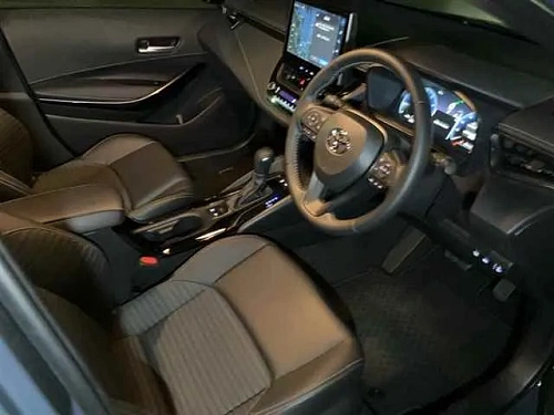 TOYOTA COROLLA TOURING 2023