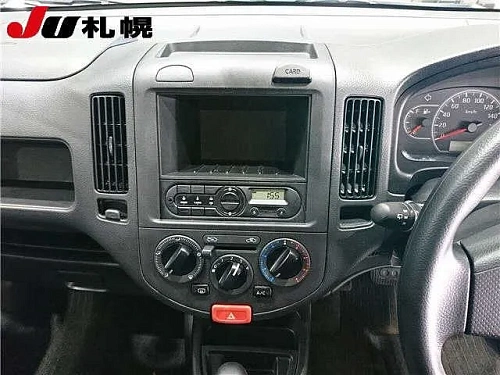 NISSAN AD 2021