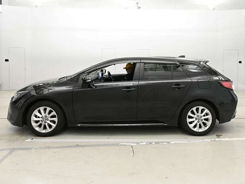 TOYOTA COROLLA TOURING 2021